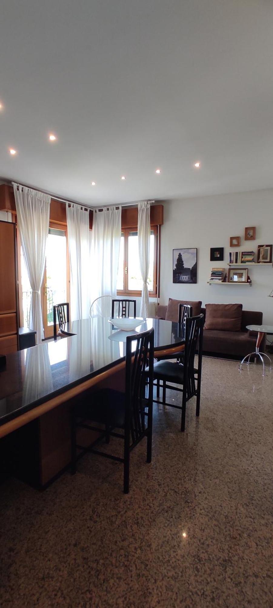Polly House Apartment เตรวิโซ ภายนอก รูปภาพ